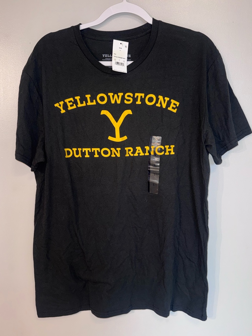 NWT MENS Yellowstone Tee